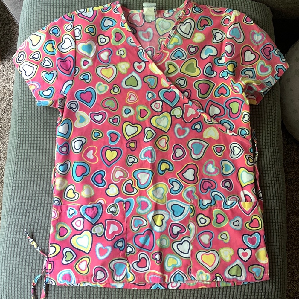 Heart scrub top